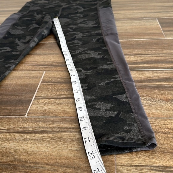Fabletics On-The-Go PowerHold® High-Waisted Capri in Charcoal Camo, S - Picture 6 of 15